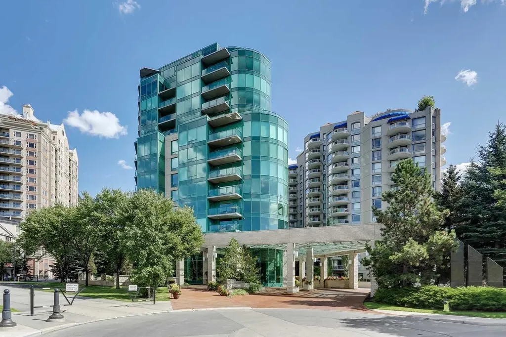 837 2 Avenue SW Calgary AB T2P 3T9
