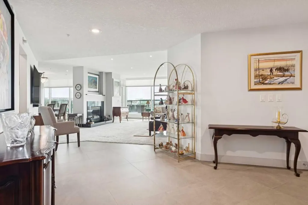 837 2 Avenue SW Calgary AB T2P 3T9
