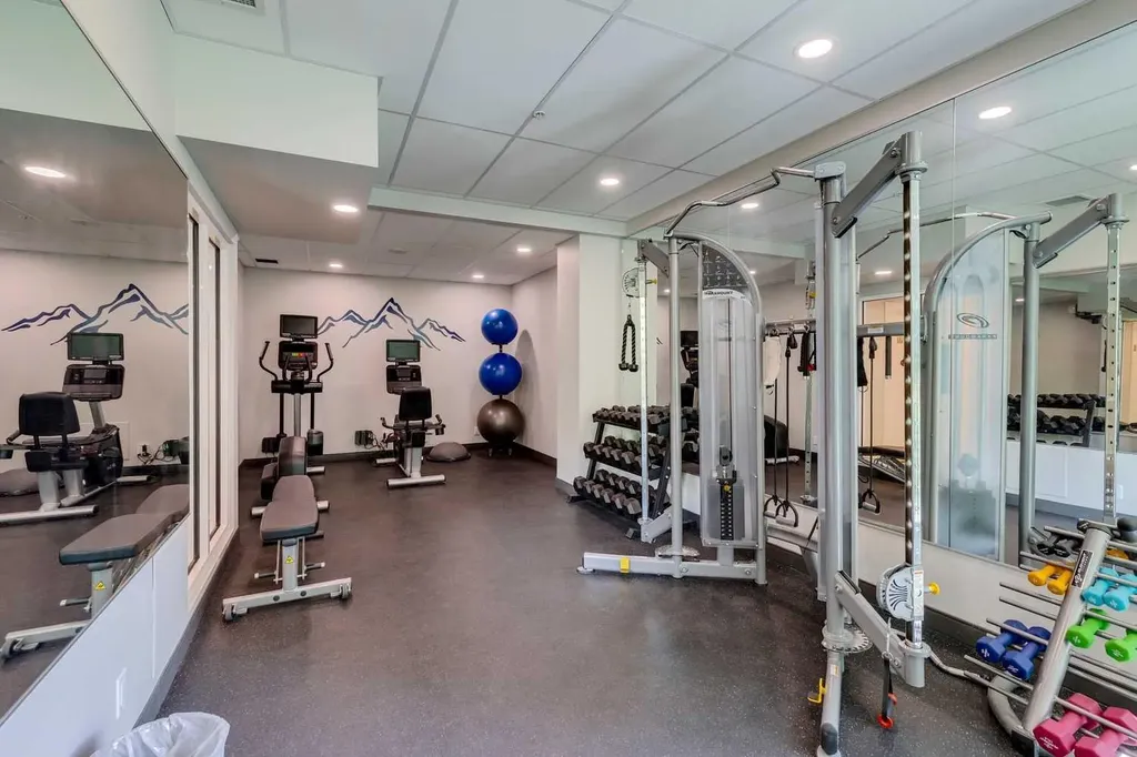 837 2 Avenue SW Calgary AB T2P 3T9