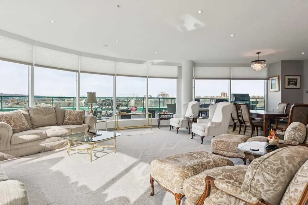 837 2 Avenue SW Calgary AB T2P 3T9