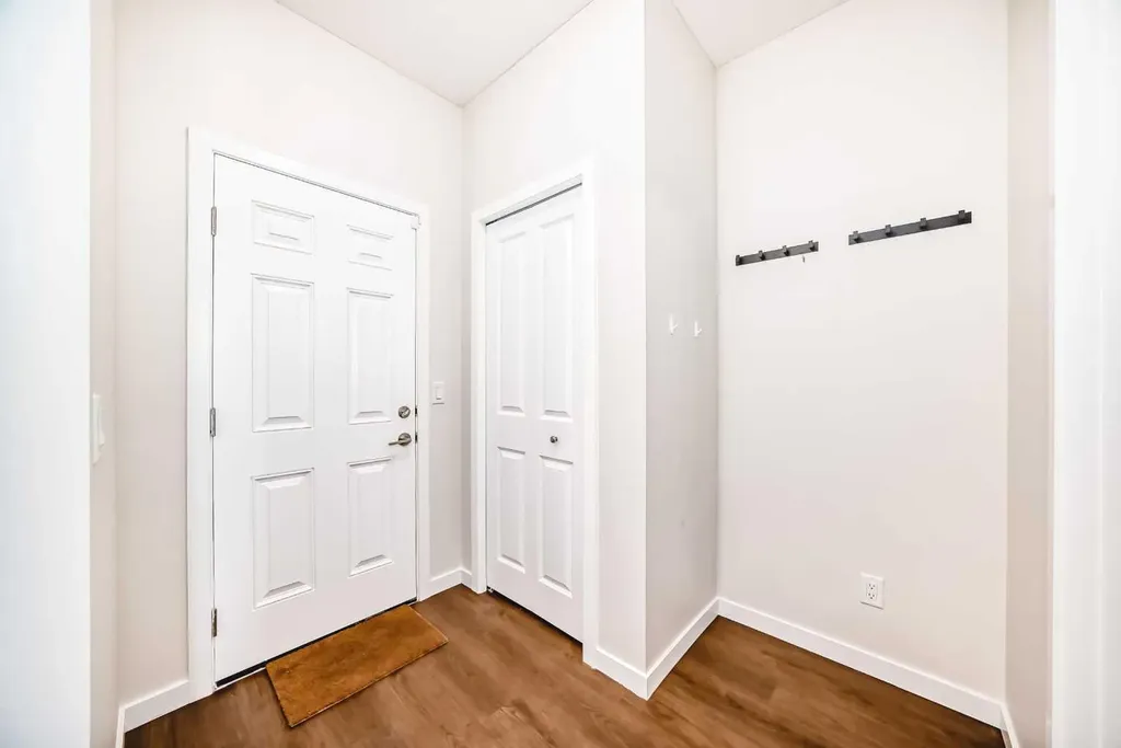 80 Magnolia Way SE Calgary AB T3M 2W7
