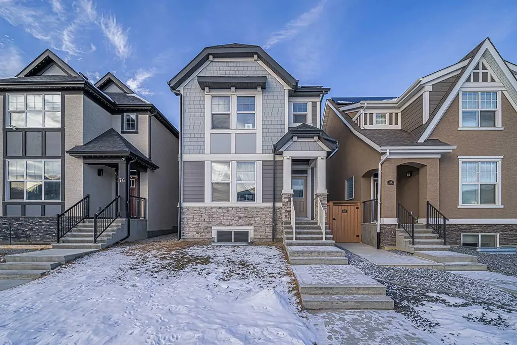 80 Magnolia Way SE Calgary AB T3M 2W7