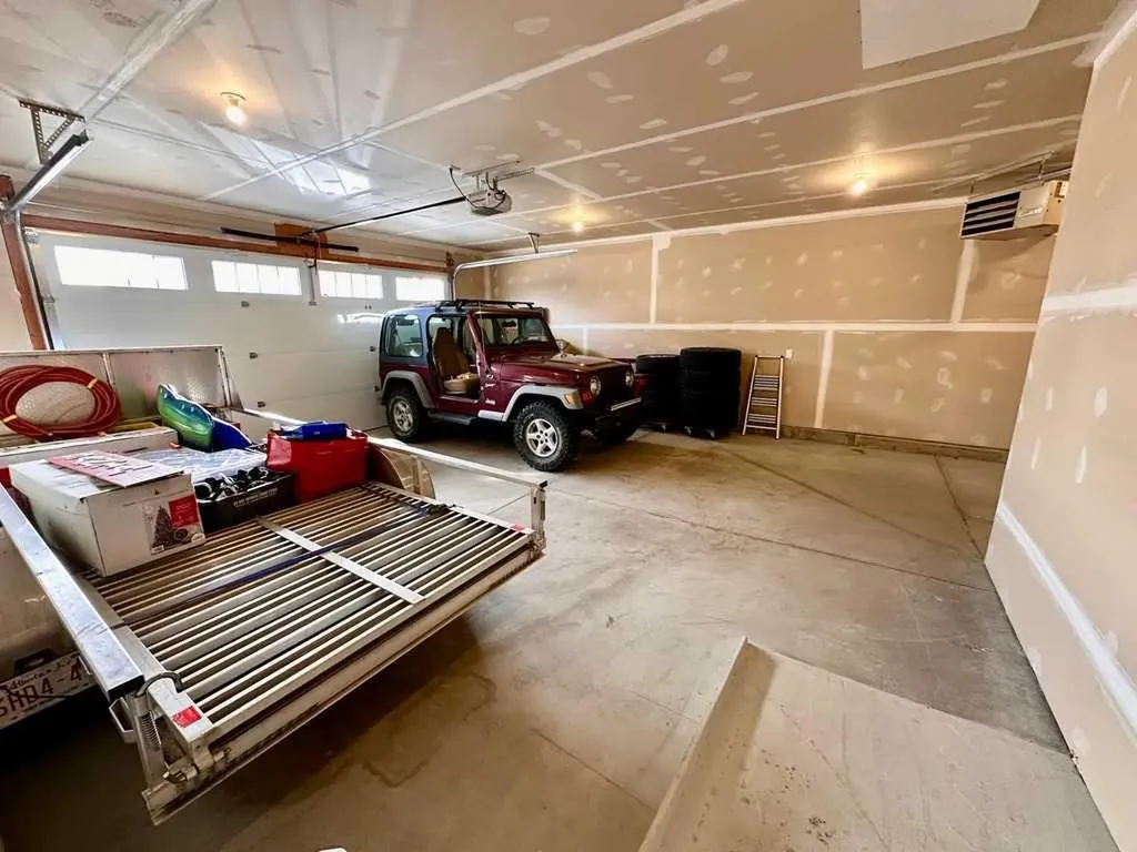 108 Gateway Mews S Lethbridge AB T1K 5S2