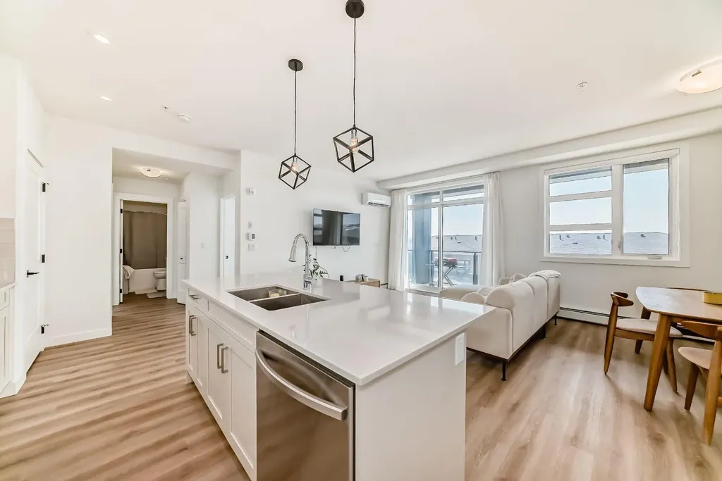 55 Lucas Way NW Calgary AB T3P 2C7