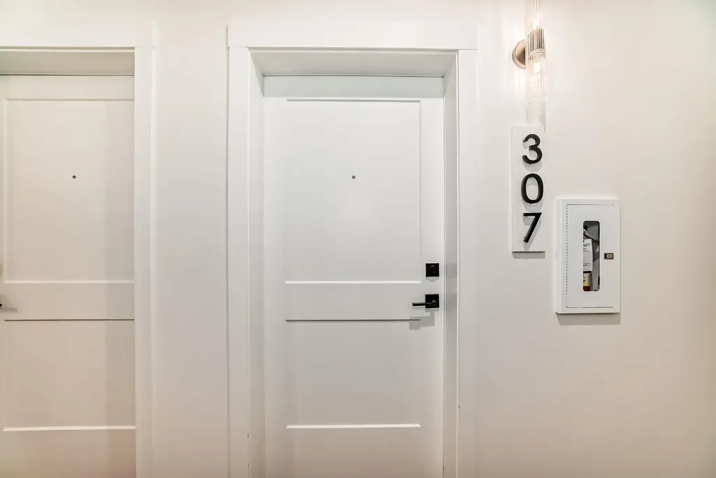 55 Lucas Way NW Calgary AB T3P 2C7