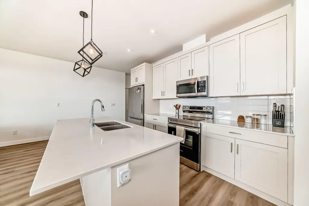 55 Lucas Way NW Calgary AB T3P 2C7