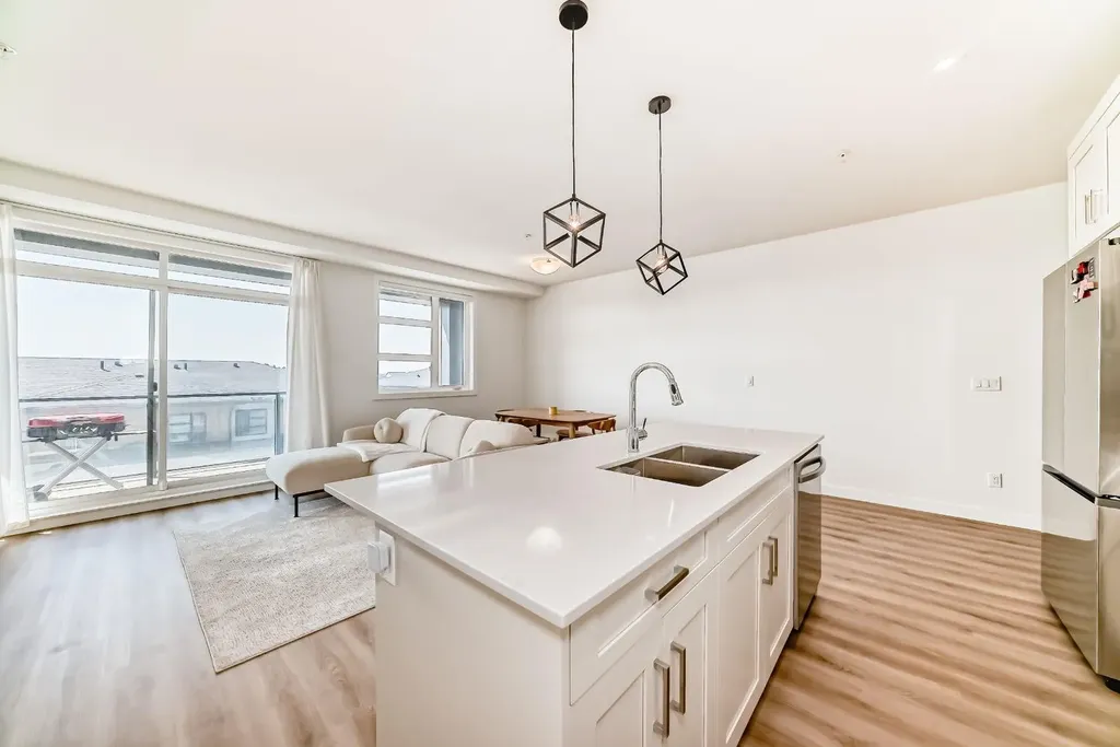 55 Lucas Way NW Calgary AB T3P 2C7