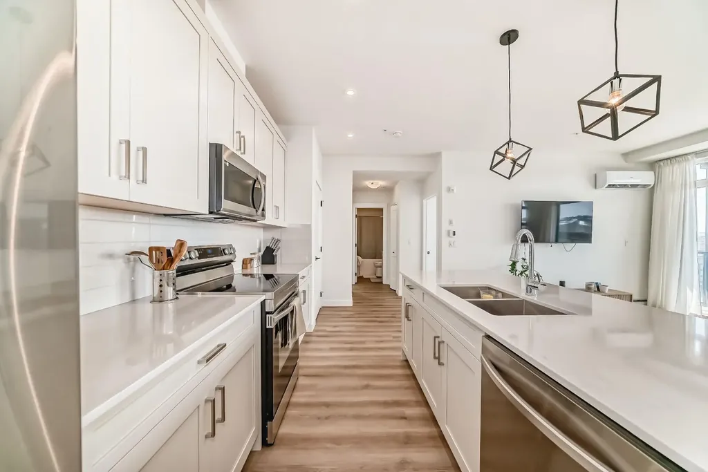 55 Lucas Way NW Calgary AB T3P 2C7