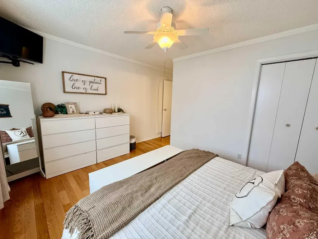 1621 4 Avenue Wainwright AB T9W 1J3