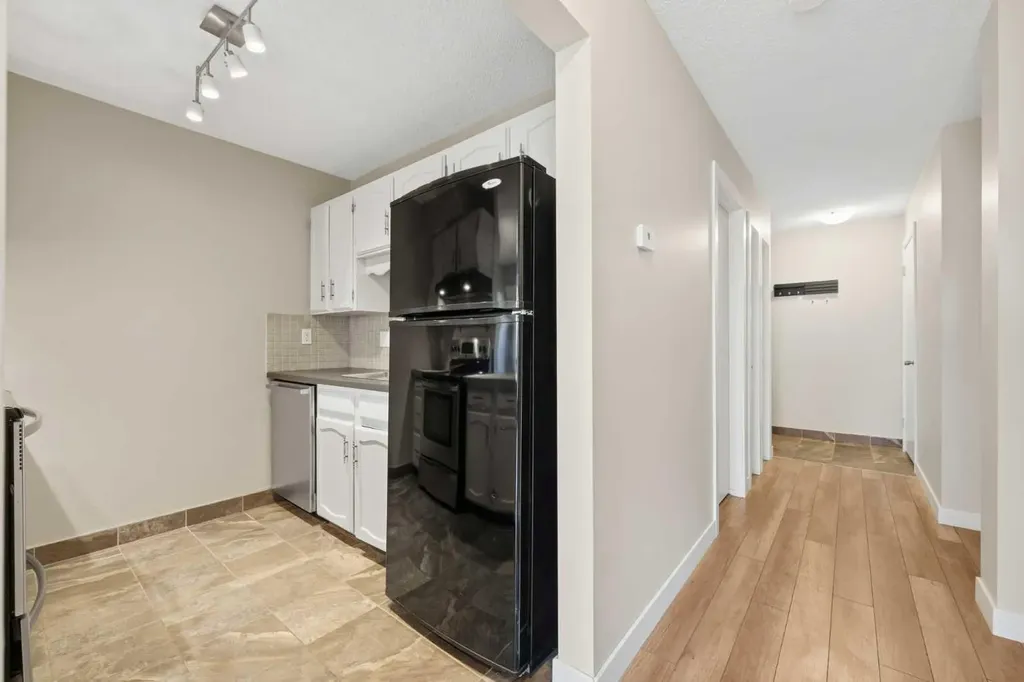 860 Midridge Drive SE Calgary AB T2X 1K1