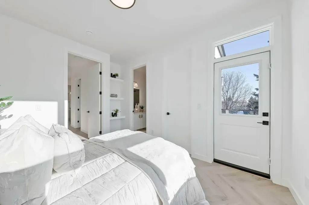 1524 29 Avenue SW Calgary AB T2T 1M3