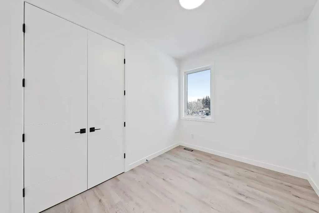 1524 29 Avenue SW Calgary AB T2T 1M3