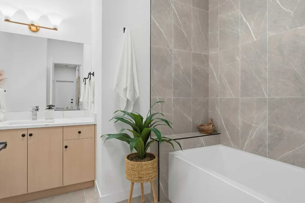 1524 29 Avenue SW Calgary AB T2T 1M3