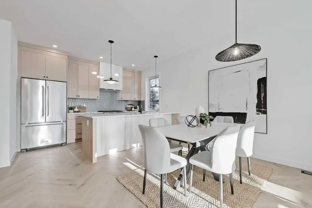 1524 29 Avenue SW Calgary AB T2T 1M3