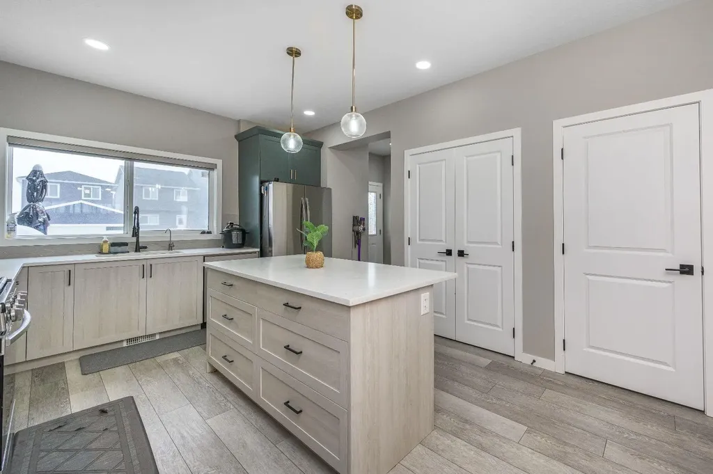 2049 Cobblespring Avenue SW Airdrie AB T4B5M1