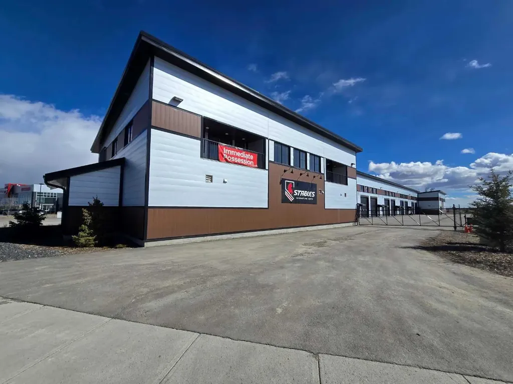 5 River Heights Drive Cochrane AB T4C 0N8