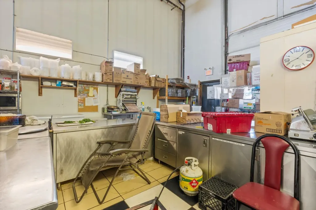 2903 Kingsview Boulevard SE Airdrie AB T4A 0B3
