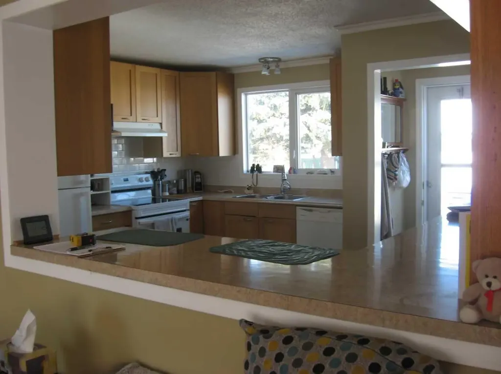 6 Westrose Avenue W Claresholm AB T0L0T0