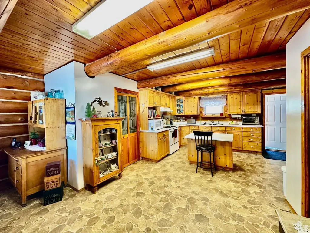 67317 Range Road 152 Rural Lac La Biche County AB T0A2C0