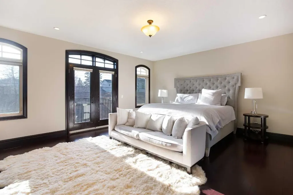 4315 14a Street SW Calgary AB T2T 3Y4