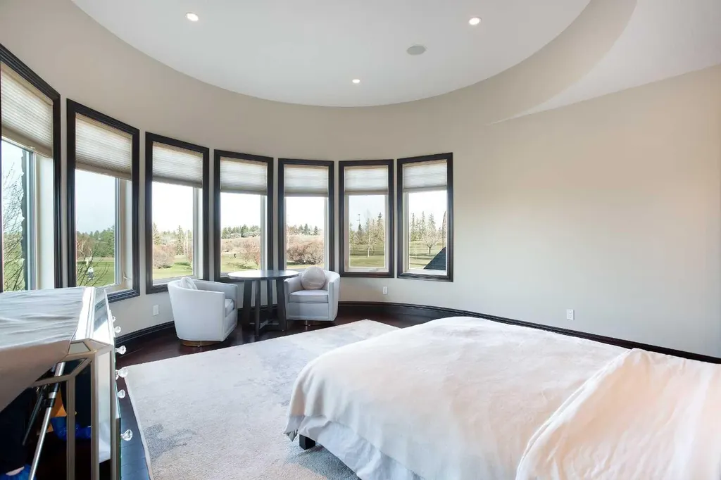 4315 14a Street SW Calgary AB T2T 3Y4