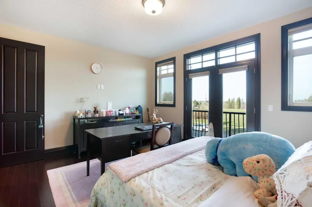 4315 14a Street SW Calgary AB T2T 3Y4