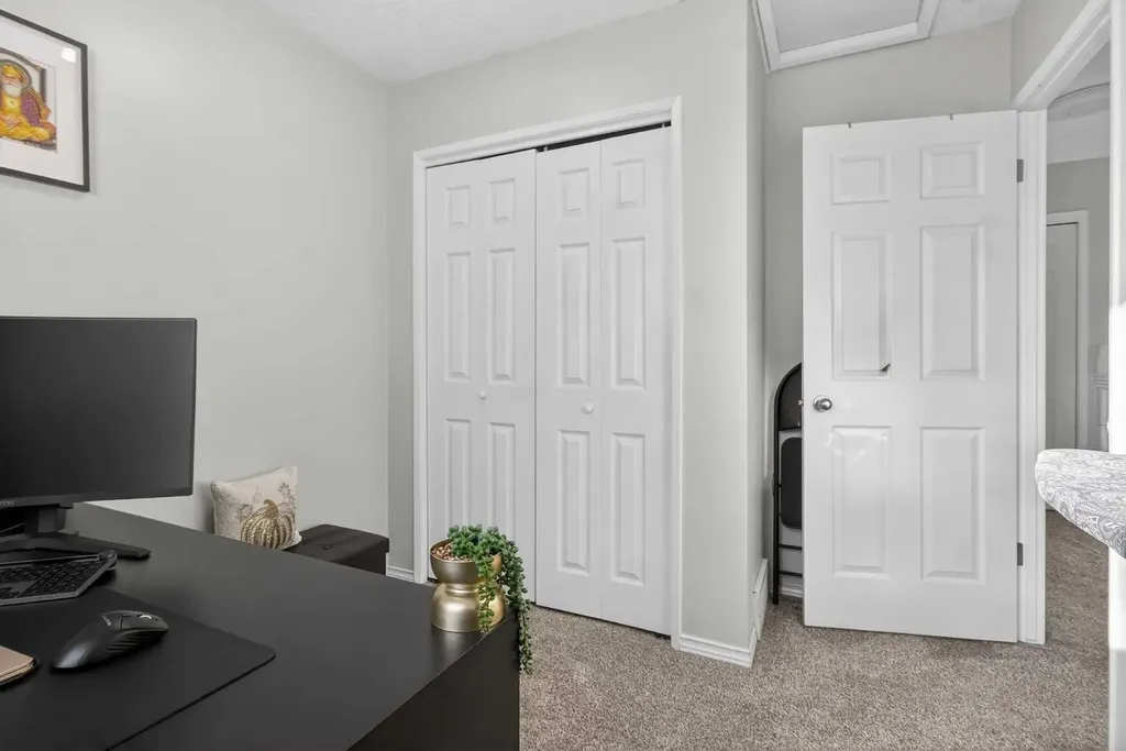 77 Summerfield Road SE Airdrie AB T4B 1X8
