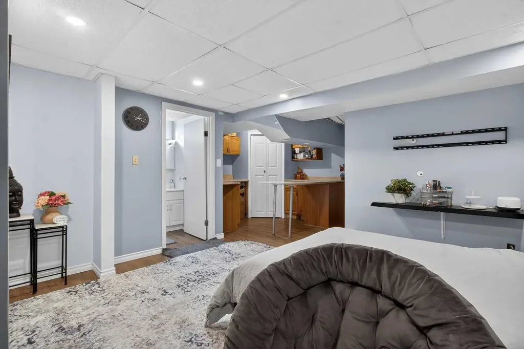 77 Summerfield Road SE Airdrie AB T4B 1X8