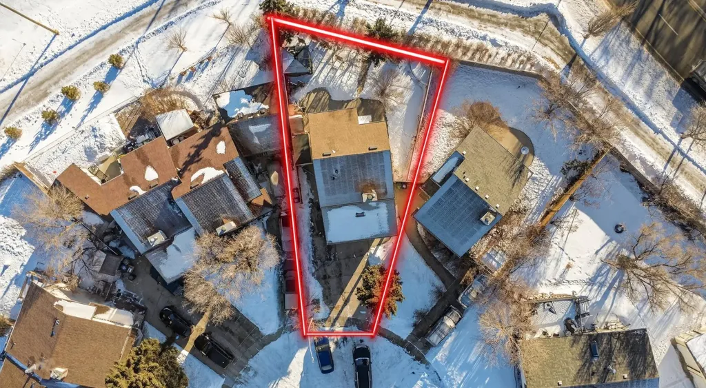 77 Summerfield Road SE Airdrie AB T4B 1X8
