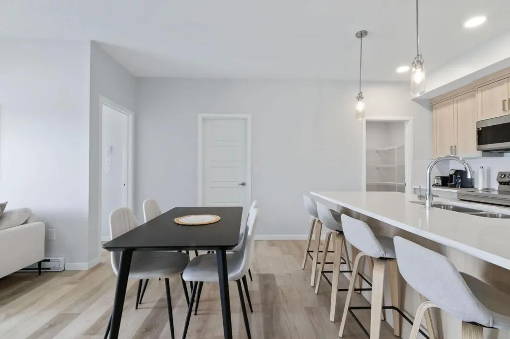220 Seton Grove SE Calgary AB T3M 3T1