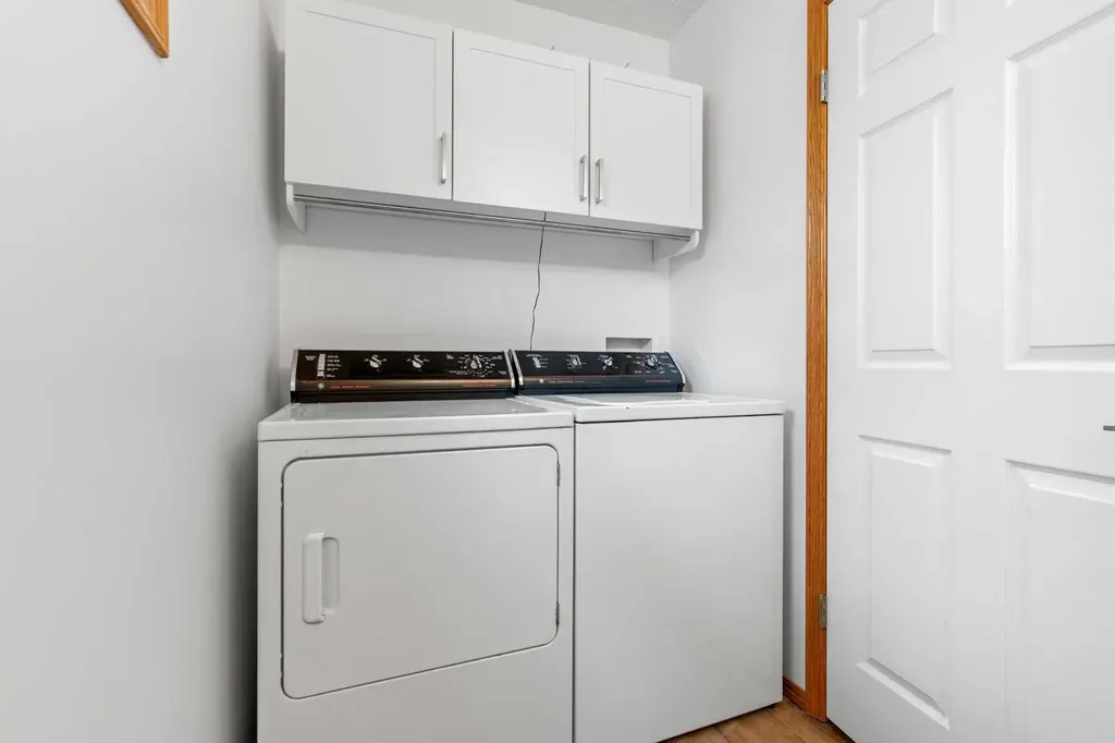 39 Arbour Wood Close NW Calgary AB T3G 4A8
