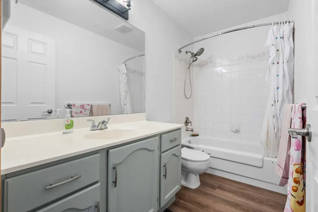 39 Arbour Wood Close NW Calgary AB T3G 4A8