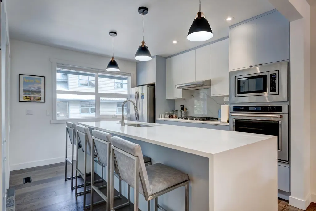 242 Benchlands Terrace Canmore AB T1W 1E9