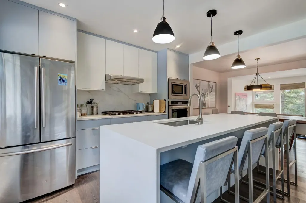 242 Benchlands Terrace Canmore AB T1W 1E9
