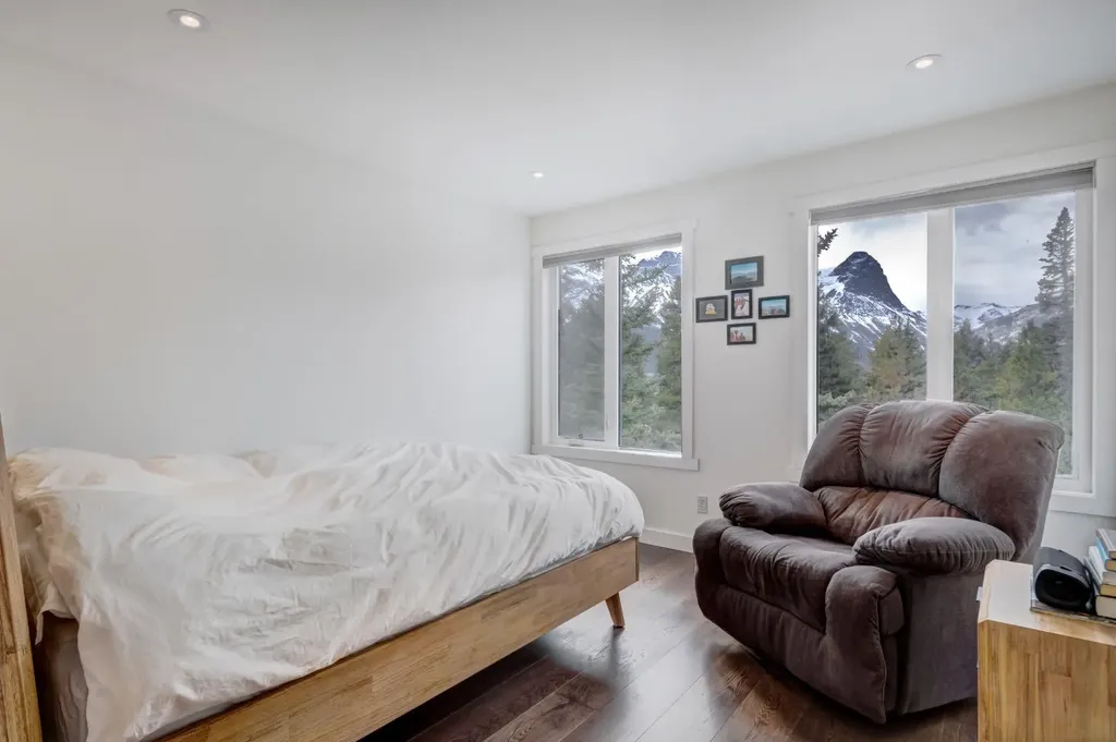242 Benchlands Terrace Canmore AB T1W 1E9