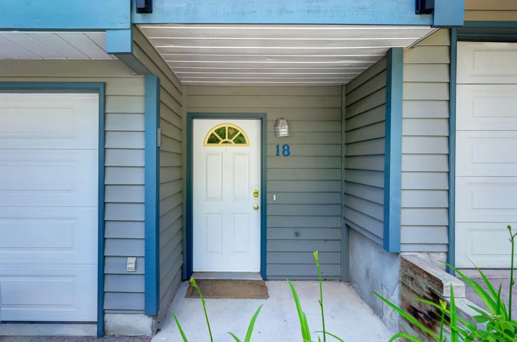 242 Benchlands Terrace Canmore AB T1W 1E9