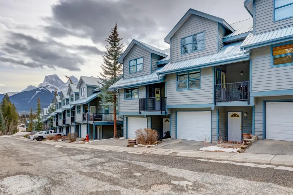 242 Benchlands Terrace Canmore AB T1W 1E9