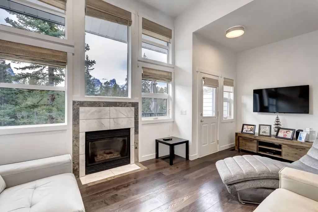 242 Benchlands Terrace Canmore AB T1W 1E9