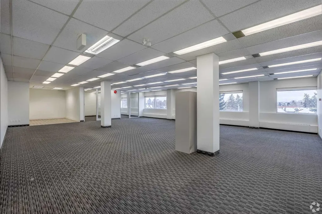 1121 Centre Street NW Calgary AB T2E 7k6