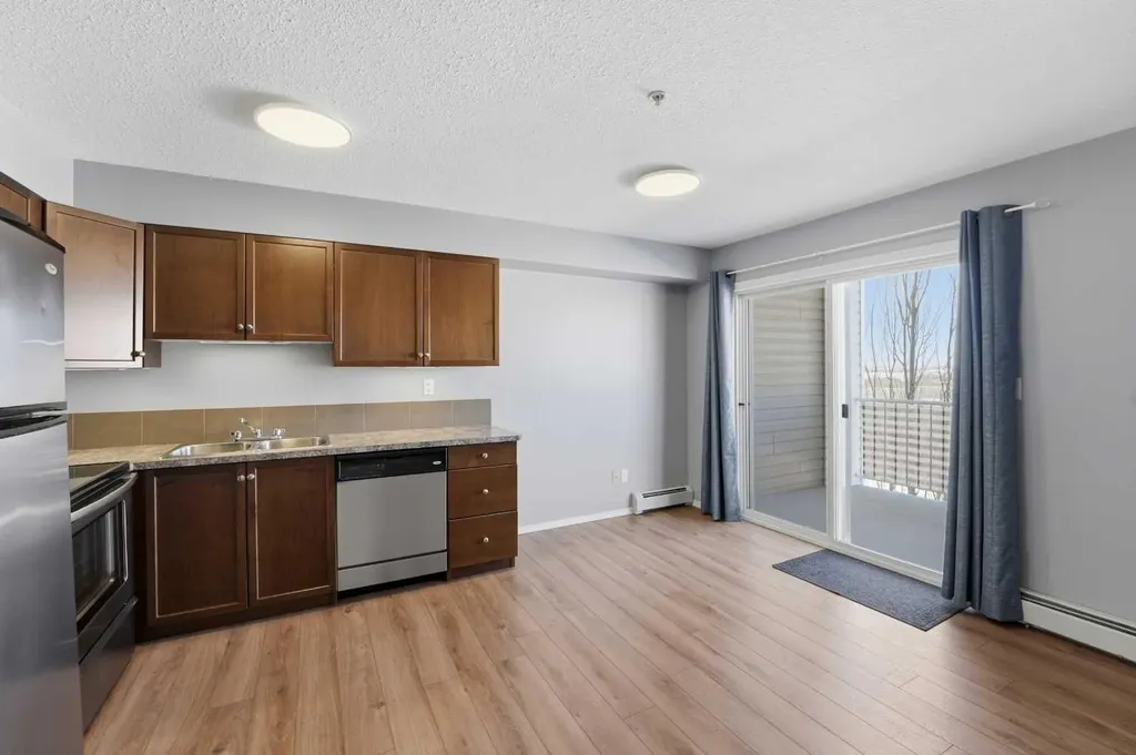 3 Broadway Rise Sylvan Lake AB T4S 0G9