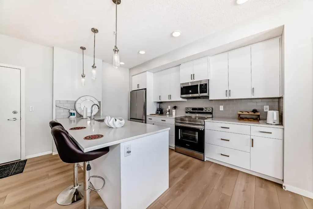 550 Belmont Street SW Calgary AB T2X 5Y9