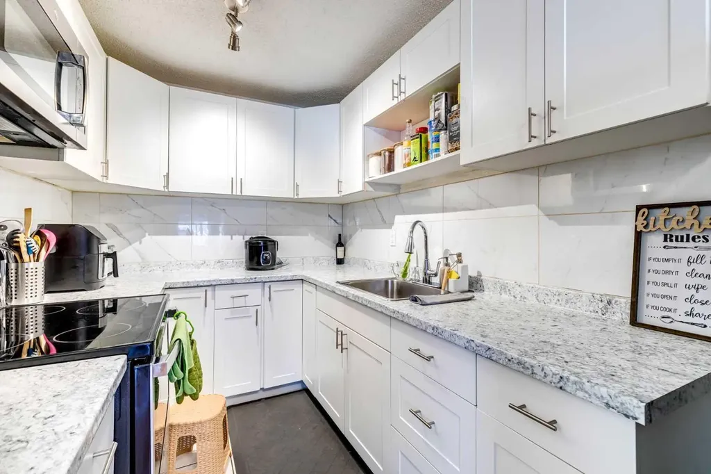 217 Aboyne Place NE Calgary AB T2A 5Z2