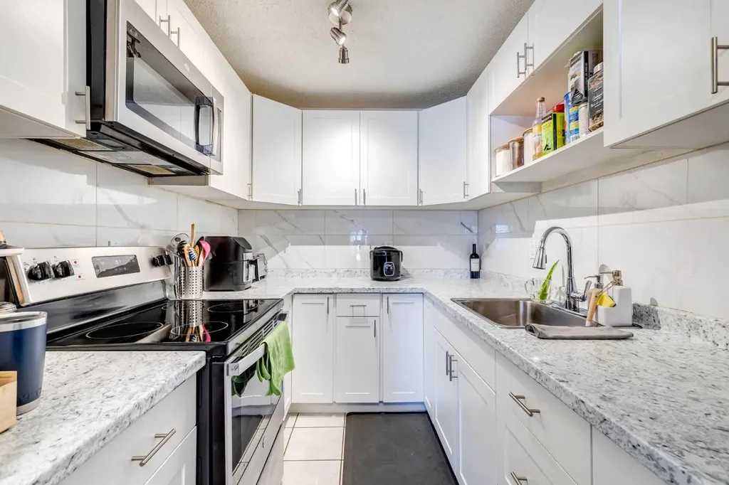 217 Aboyne Place NE Calgary AB T2A 5Z2