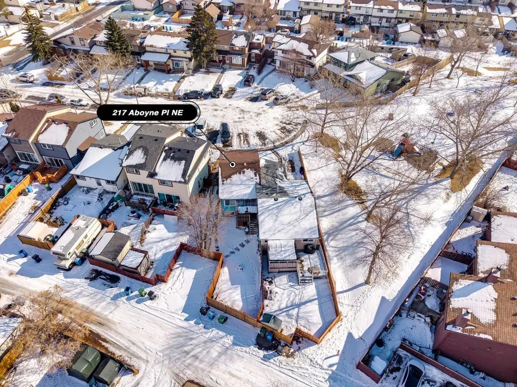 217 Aboyne Place NE Calgary AB T2A 5Z2