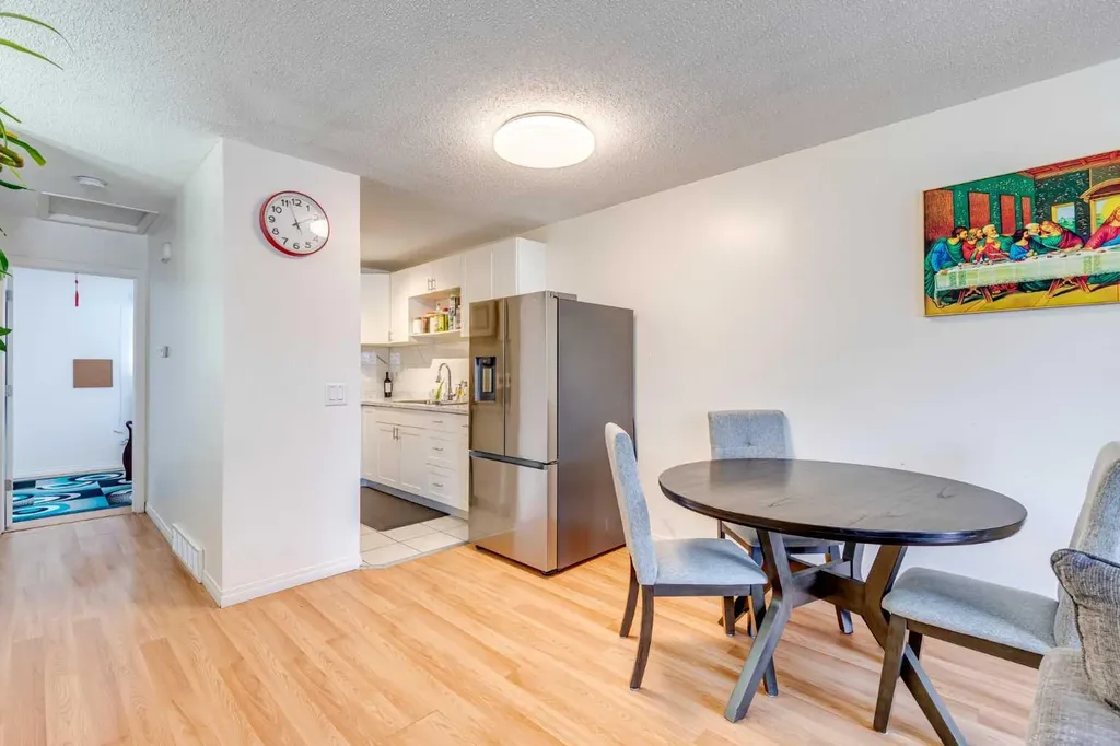 217 Aboyne Place NE Calgary AB T2A 5Z2