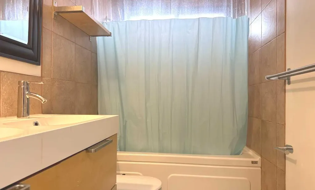 2715 41a Avenue SE Calgary AB T2B 2M1