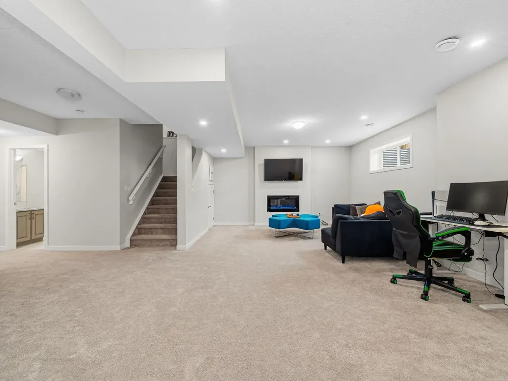 44 Masters Terrace SE Calgary AB T3M 2T1