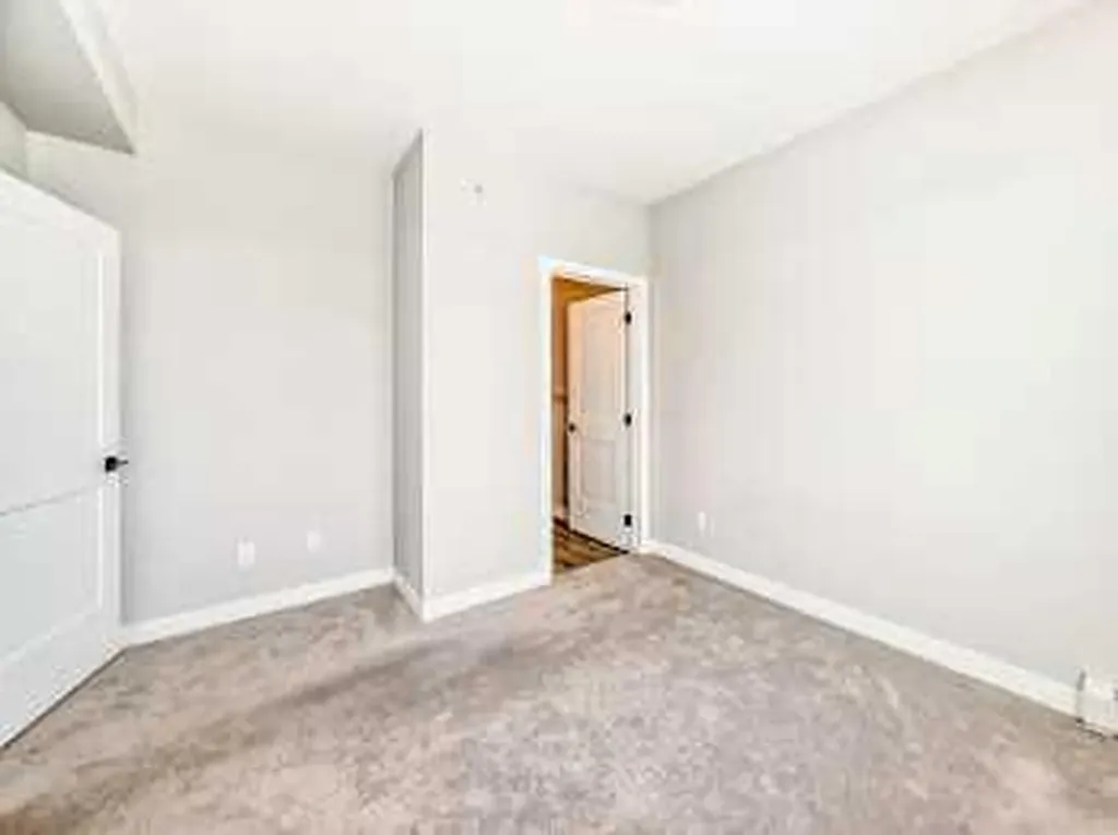 30 Sage Hill Walk NW Calgary AB T3R 2A9