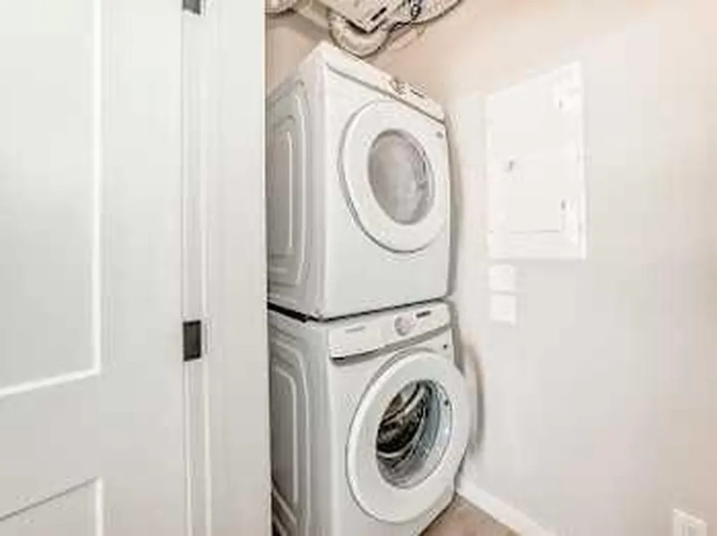 30 Sage Hill Walk NW Calgary AB T3R 2A9