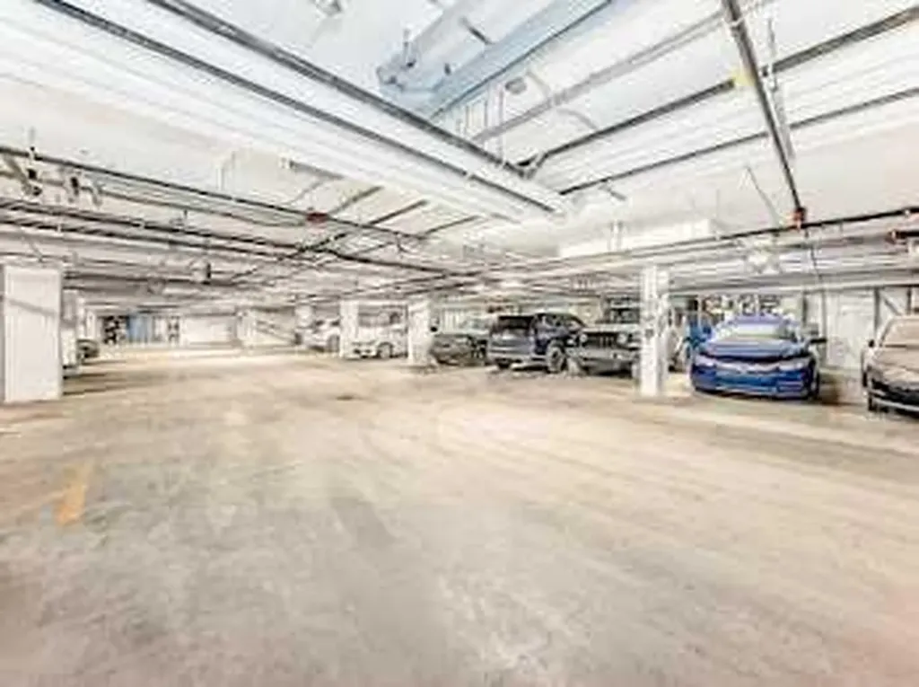 30 Sage Hill Walk NW Calgary AB T3R 2A9